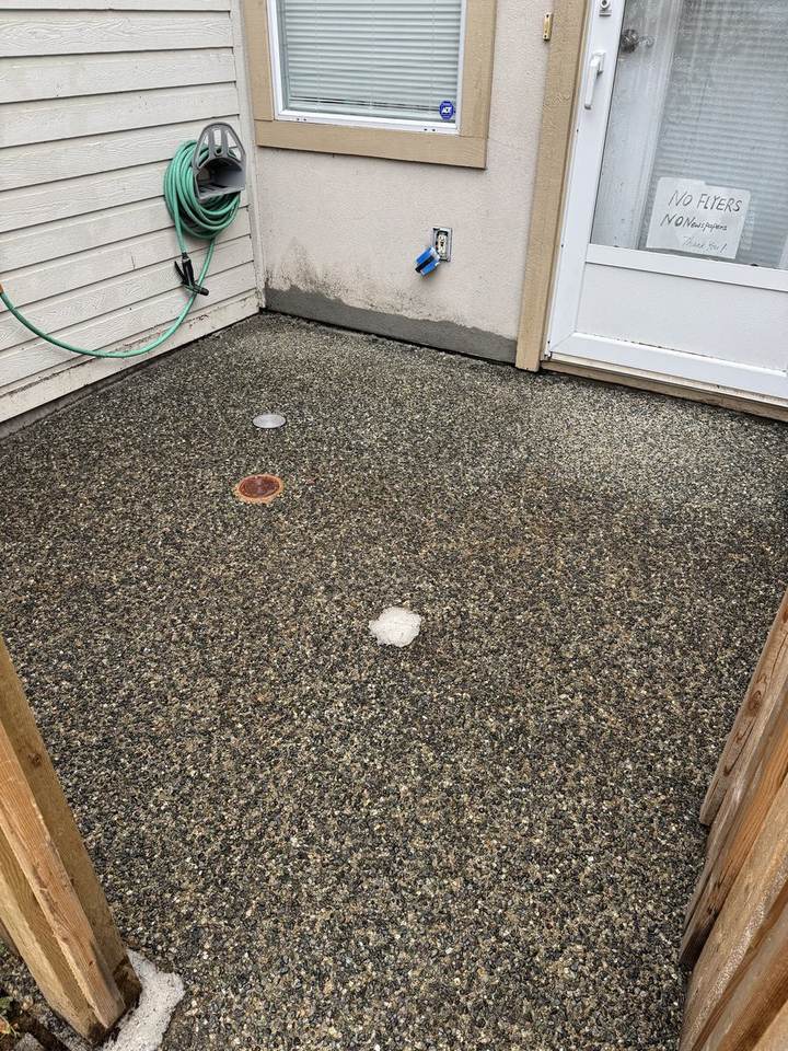 Strata entry patio after pressure washing